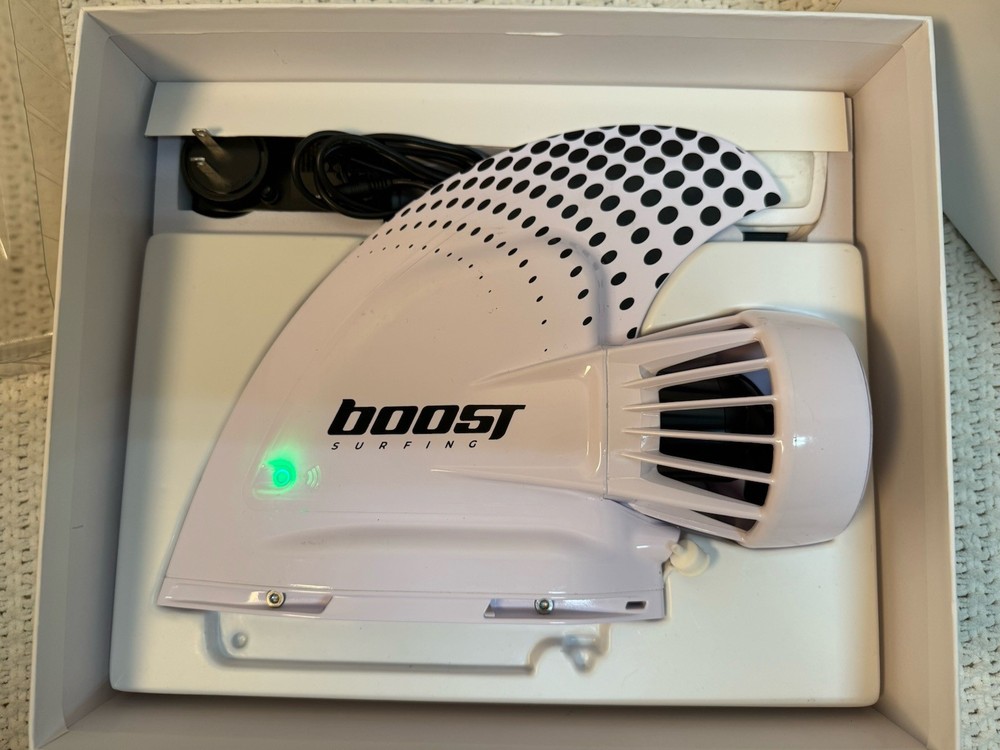 Boost Surfing Electric Surf Fin - White