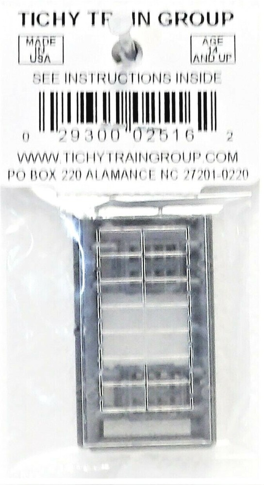N Scale Tichy Train Group 2516 4/4 Double Hung Window pkg (6)