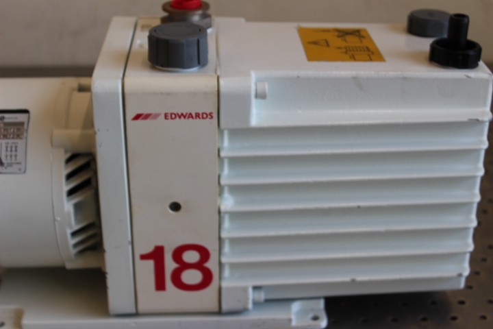 7013 Edwards E2M18 Dual Stage Rotary Vane Vacuum Pump