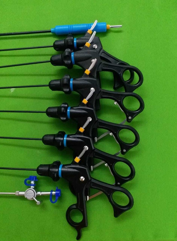 3 mm Laparoscopic Grasping Forceps Trocar L-Hook Suction Instruments Set