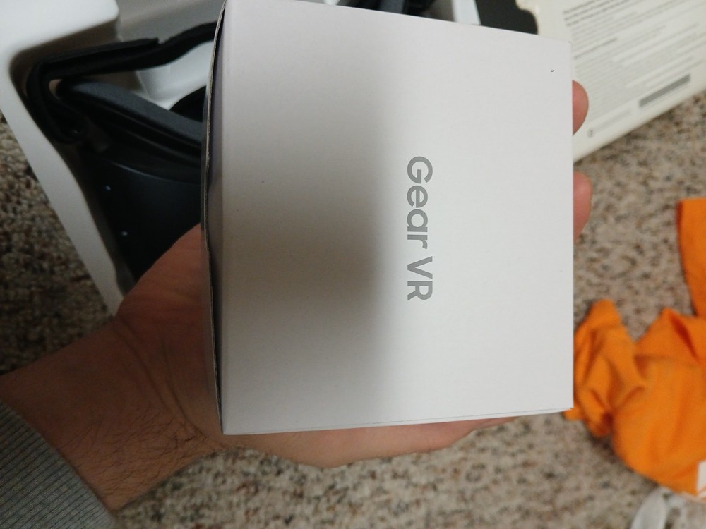 Samsung VR Virtual Reality Headset Oculus