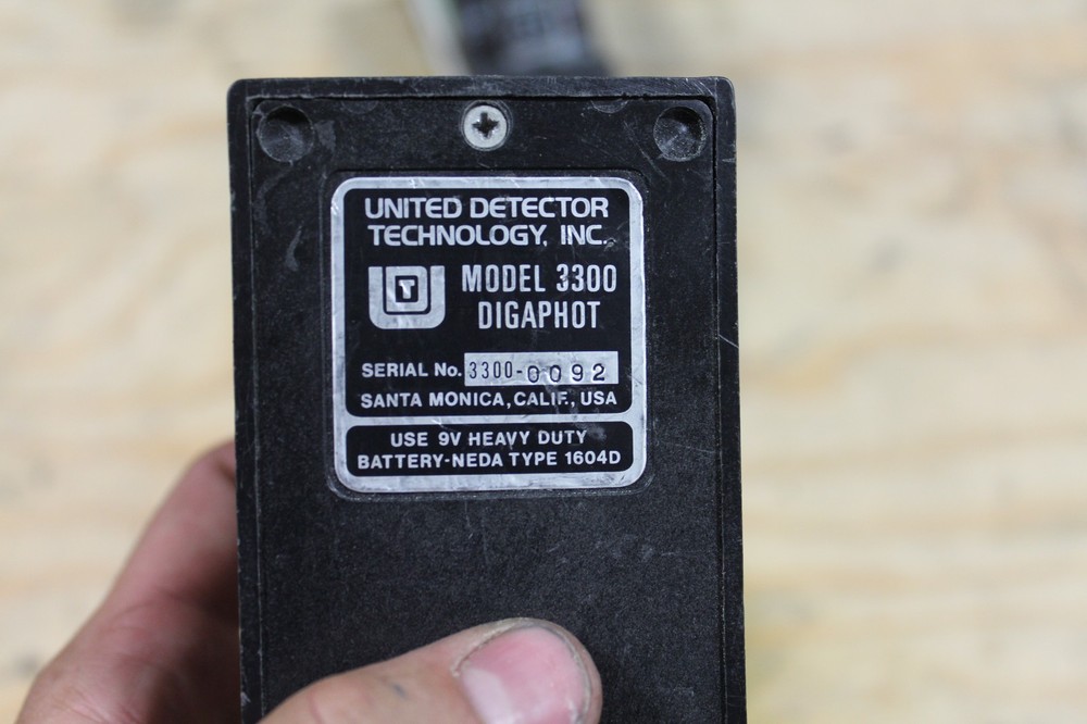 DigiPhot Mod. 3300 United Detector Technology Radiation Meter