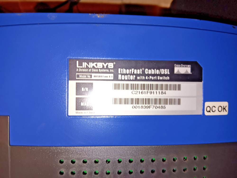 Linksys Etherfast Cable/DSL Wired Router with 4-Port Switch, Model BEFSR41