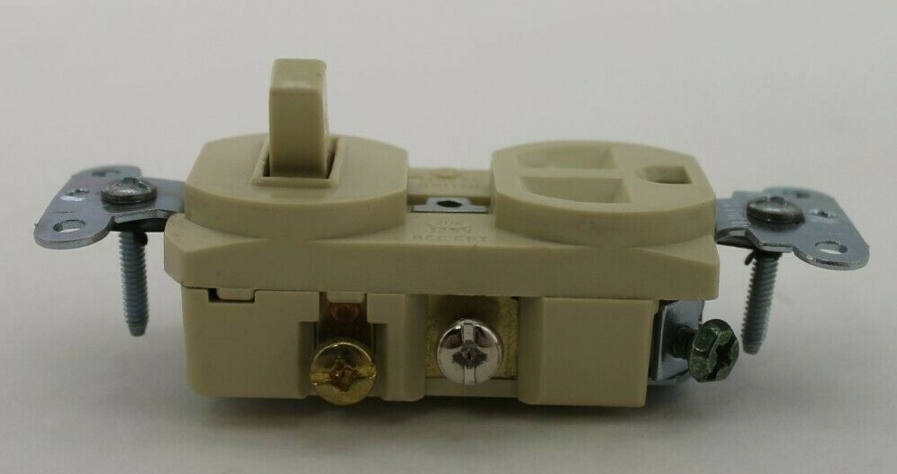 Pass & Seymour 671-I Combination Device