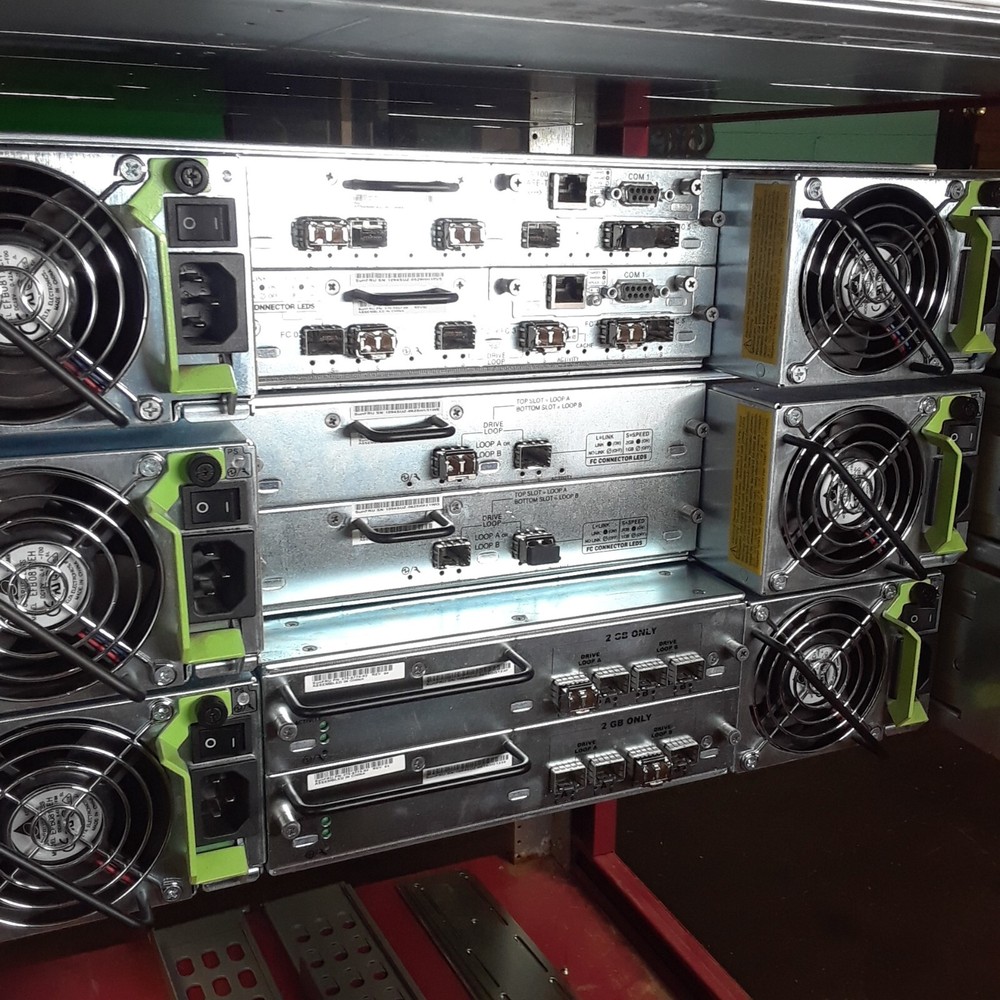 Sun StorEdge 3510 Storage Array 1 Main + 2 Sub-Arrays Tested High-Performance