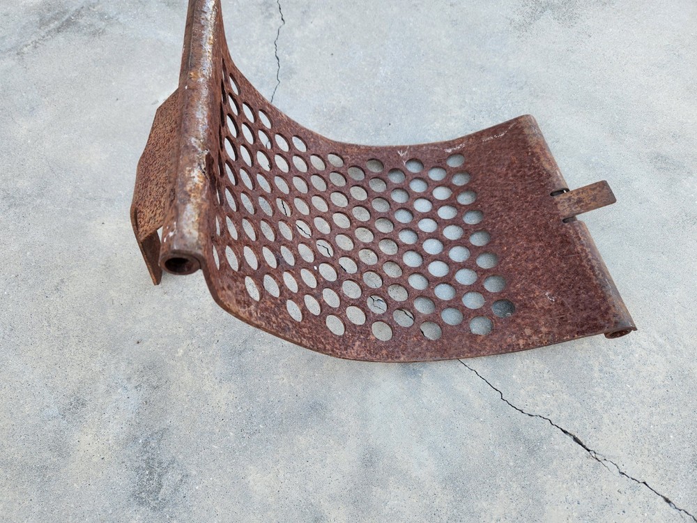 GENUINE OEM TROYBILT TOMAHAWK CHIPPER SHREDDER SCREEN