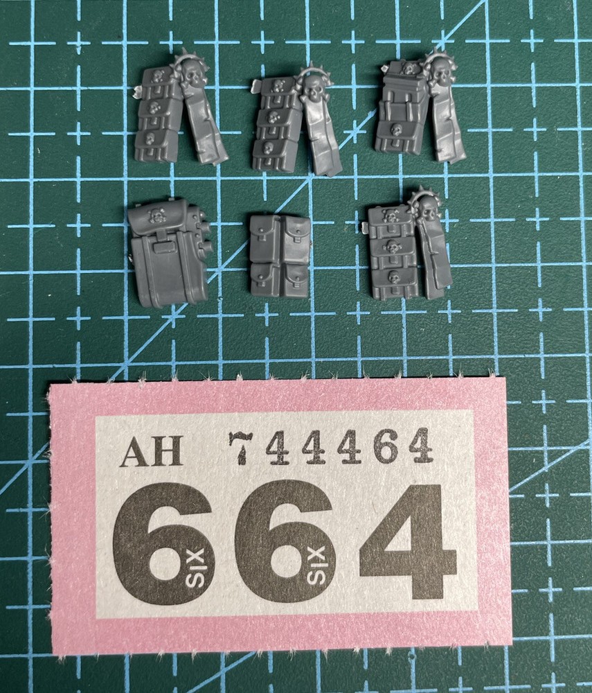 Space Marine Eliminator Pouch Bundle Purity Seal Accessory Horus Heresy 40k Bits