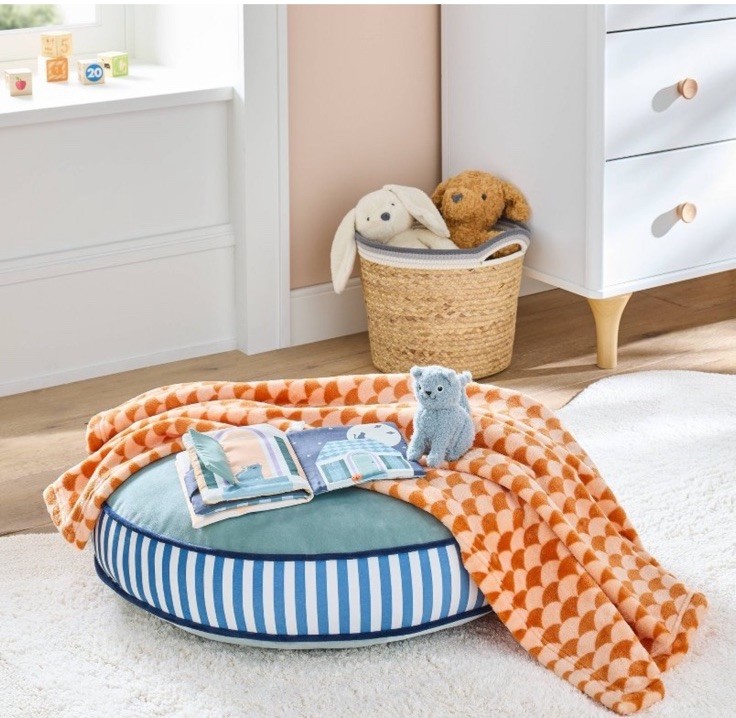 Cloud Island Blanket Orange Scallop New