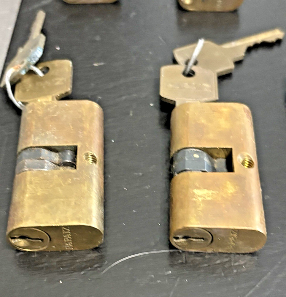 (7) Papiaz Brass Storm Door Locks with Keys