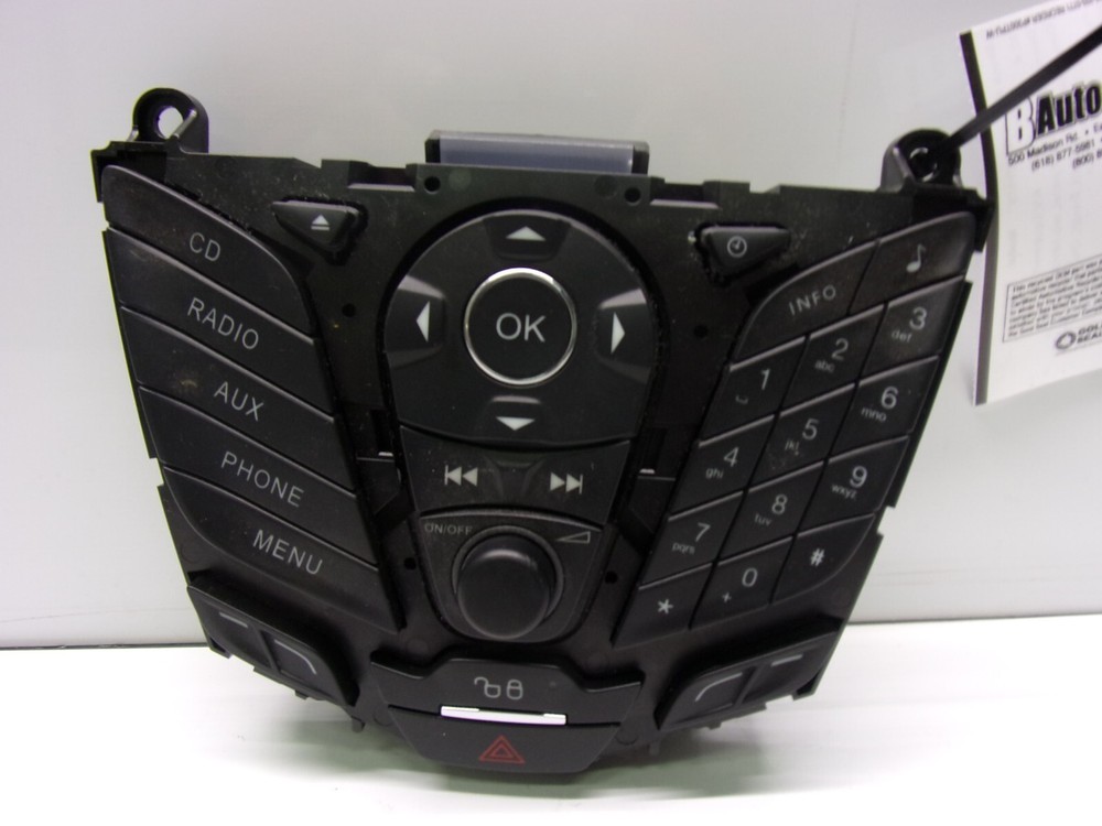 FORD FOCUS 2012 A/V Equipment control panel, w/o navigation; w/voice recognition