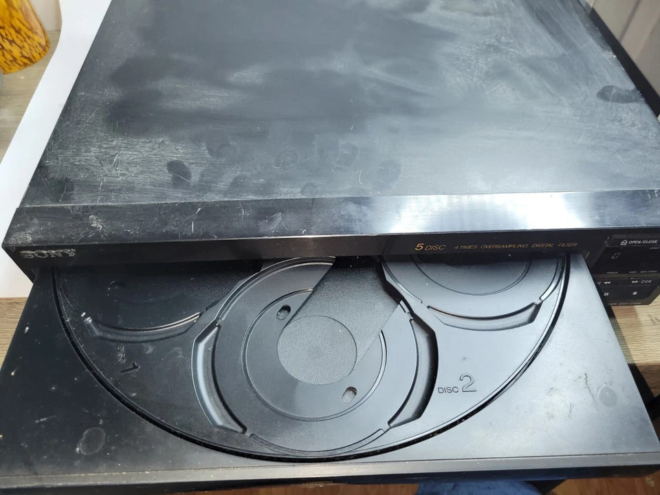 Sony CDP-C205 5 Disk Carousel CD Changer Working No Remote