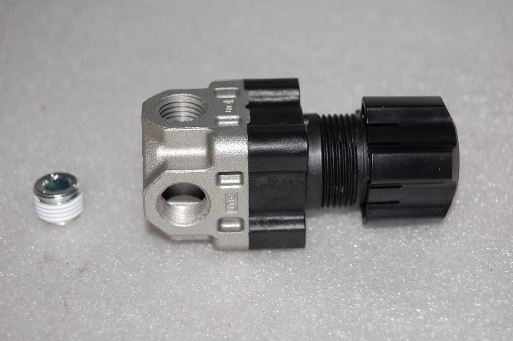 SMC ARX20-N02-N-X155 Regulator