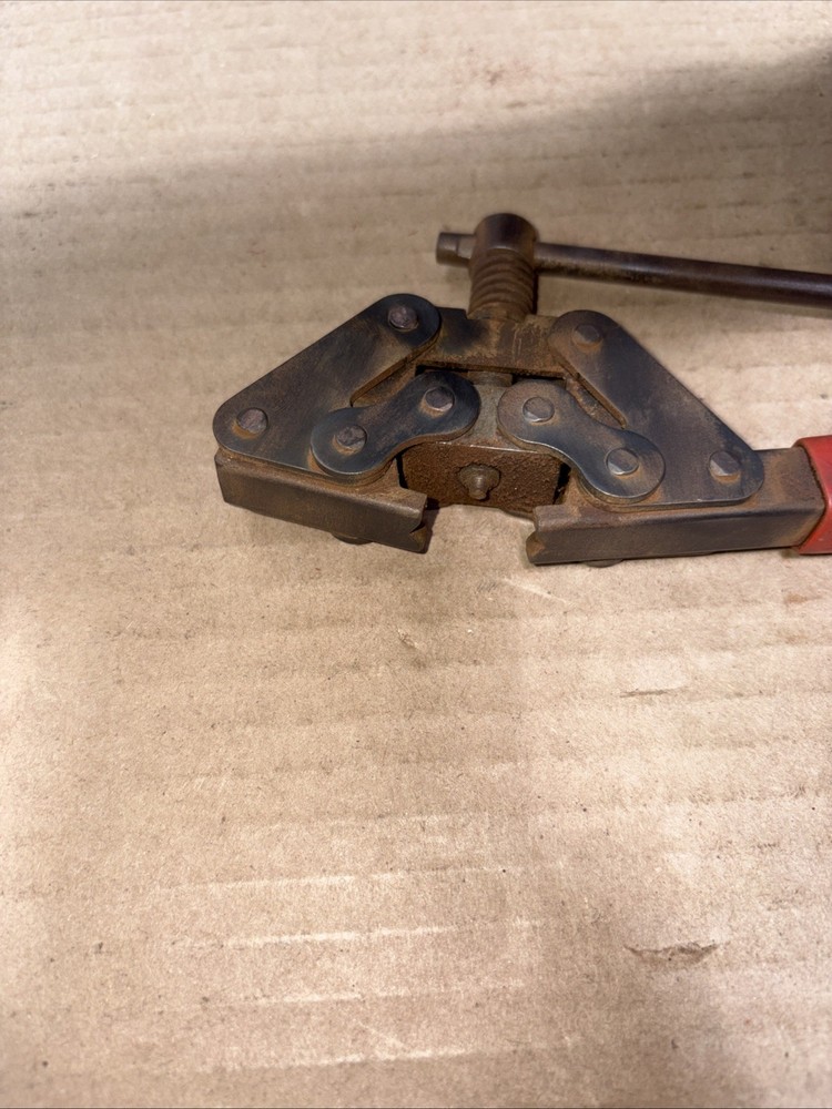Vintage INDUSTRIAL Chain Puller CHAIN BREAKER Roller Chains MOTORCYCLE, TOOL