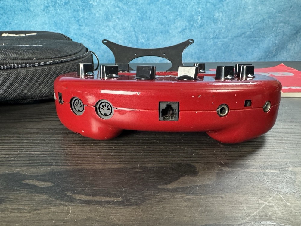 Line 6 POD 2.0 Guitar Effects Processor W/ Case, Fb4 Floor Switch, Power Adapter