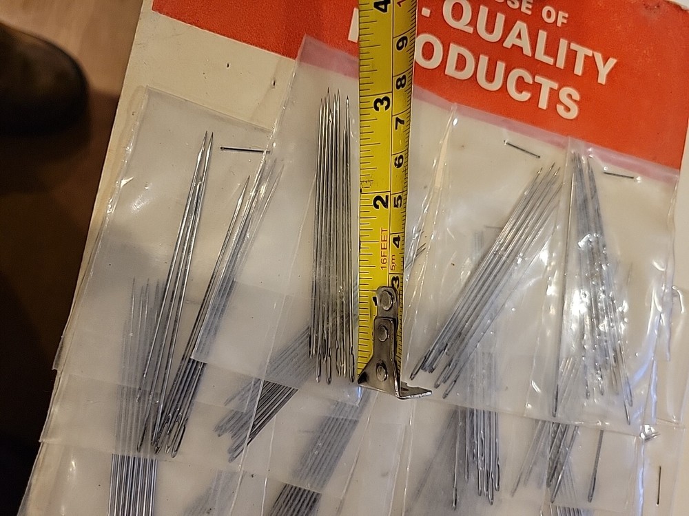 Vintage Hand Sewing Needles. 67 packs 8 Needles In Each Pack NEW (E)