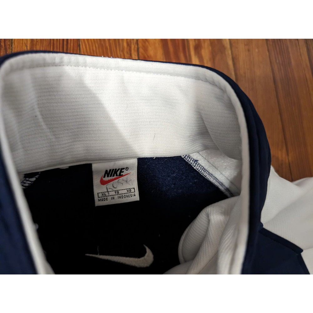 Nike Blue Mens XL Jacket in good condition.