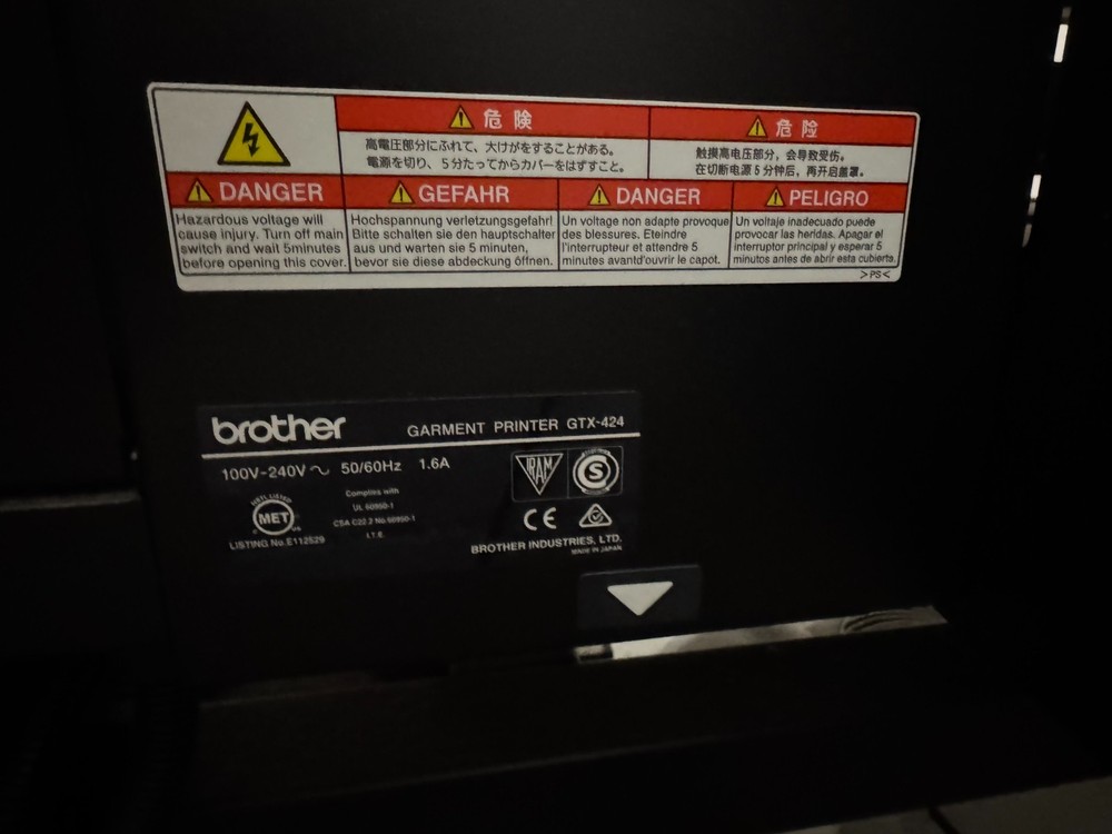BROTHER GTX 424 PRO Direct-To-Garment Printer