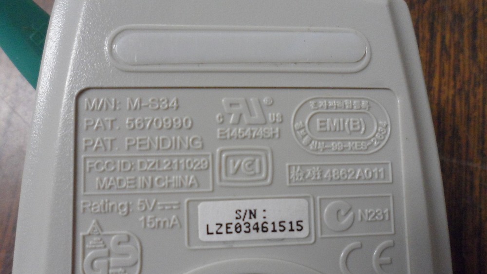 Vintage Generic 2 Button PS/2 Mouse model M-S34