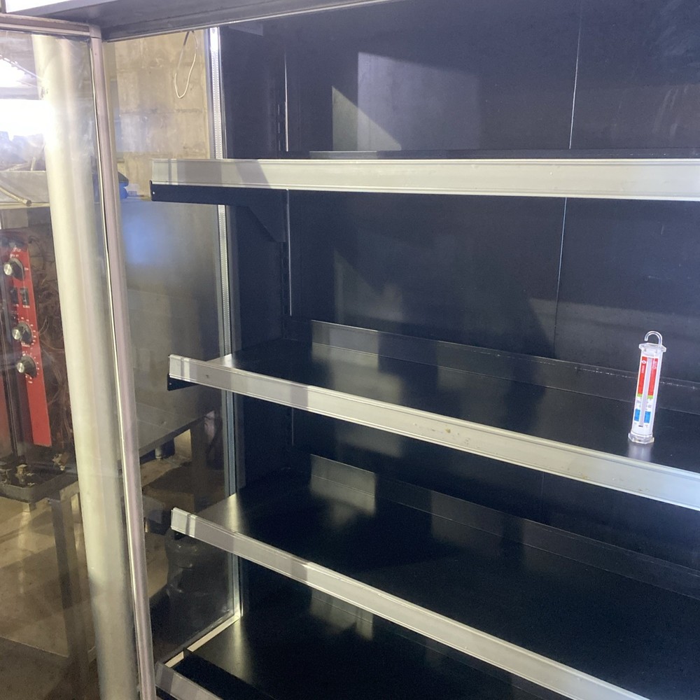 Pre-Owned AHT Refrigerated Glass Display Case Model GD-XLS TESTED