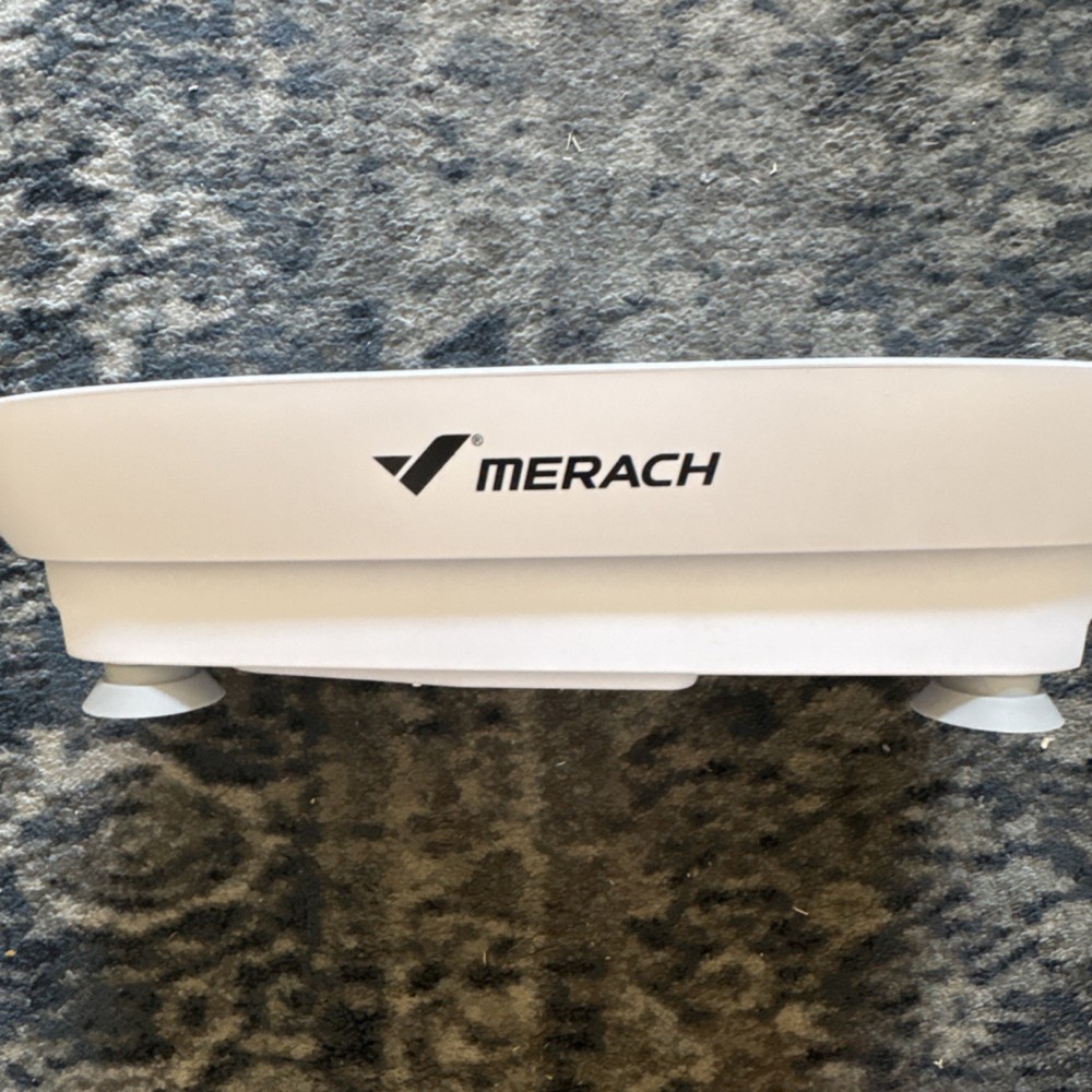 Merach Oscillating Vibration Platform Machine White Plastic for Home Gym