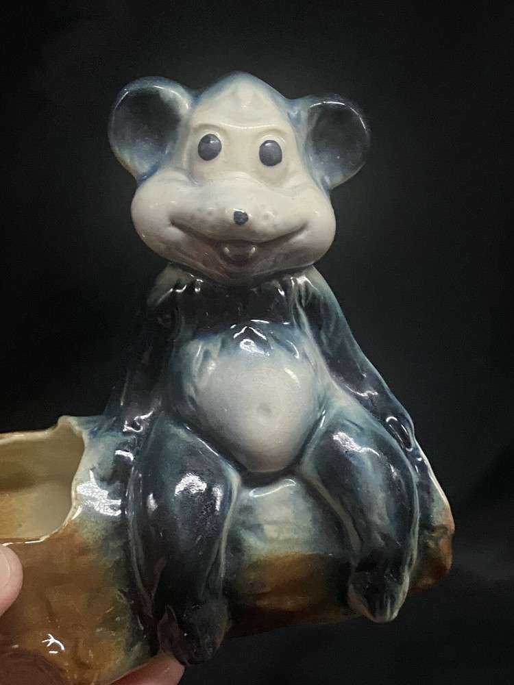 Vintage American Bisque Bear on Log Planter Wedge Bottom