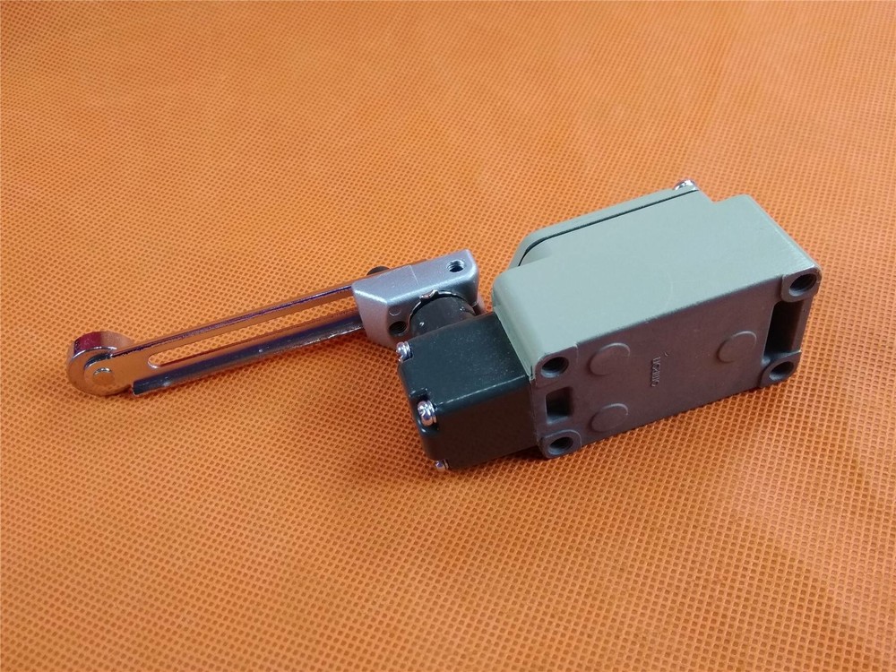 1PC NEW WLCA12-2N Omron Limit Switch