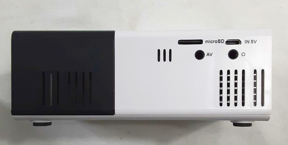 New, White/Gray LED Projector High Resolution 1080p w/Remote (Bundle)