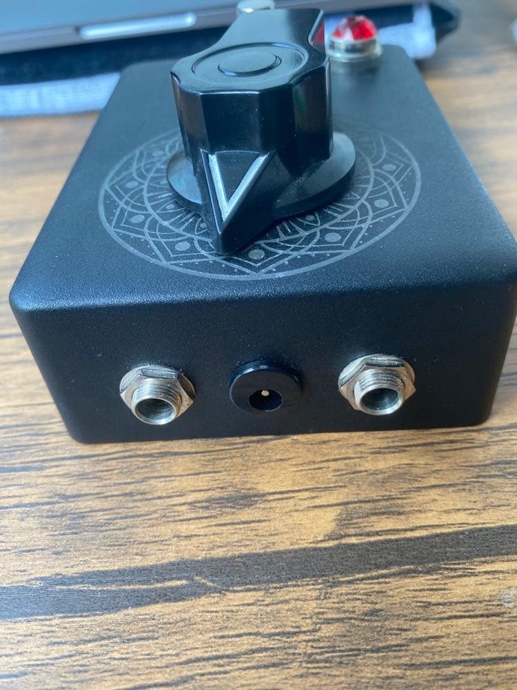 Flying Teapot Monolith Fuzz