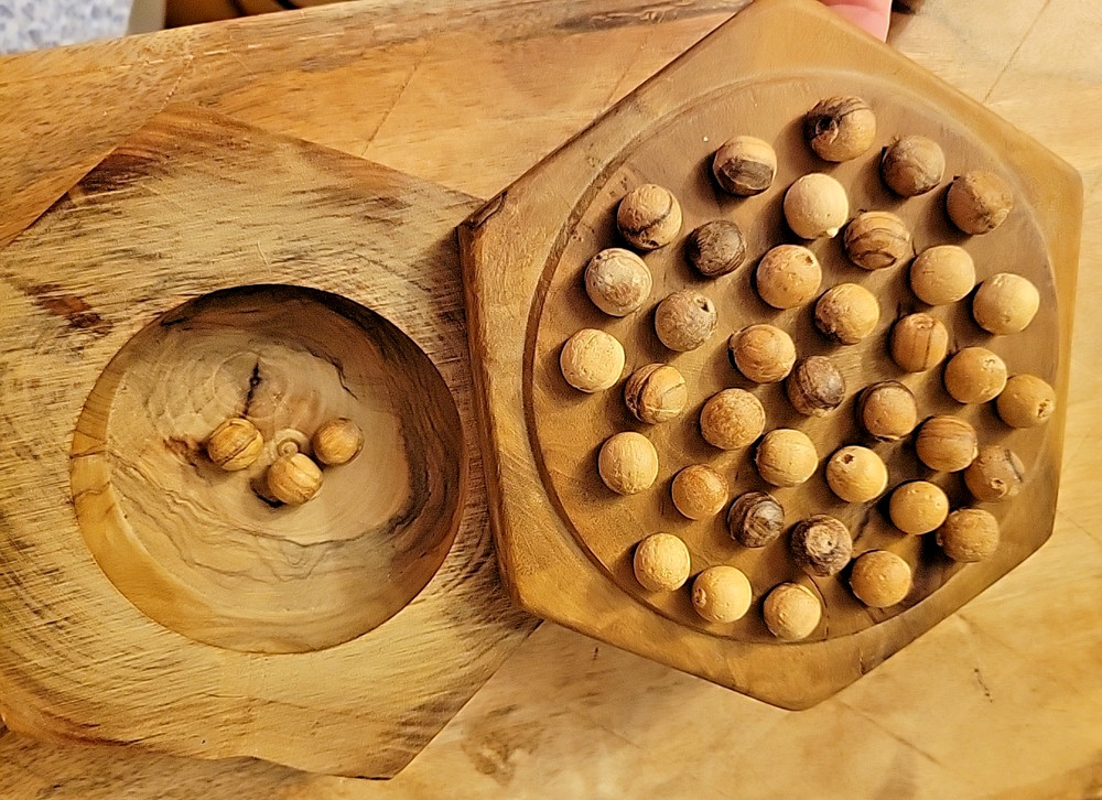 Wooden Lidded Solitaire Box and Balls