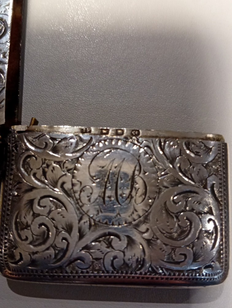 Solid Silver Victorian Vesta Case 1909.