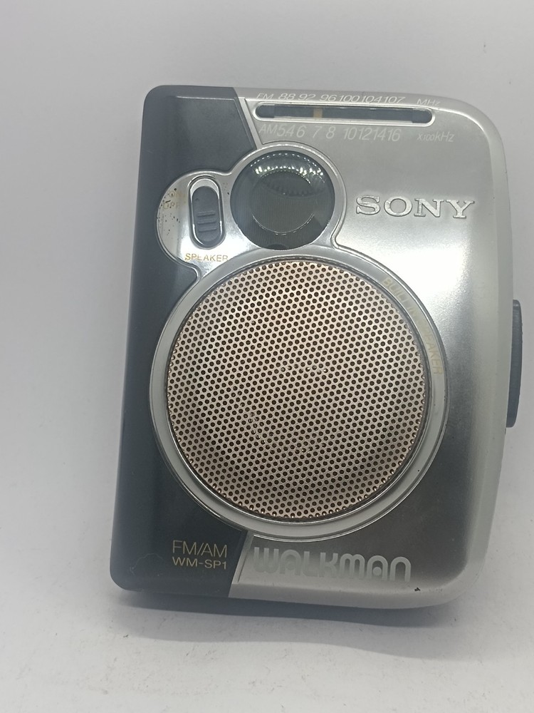 Sony WM SP 1 Walkman Cassette player working with box