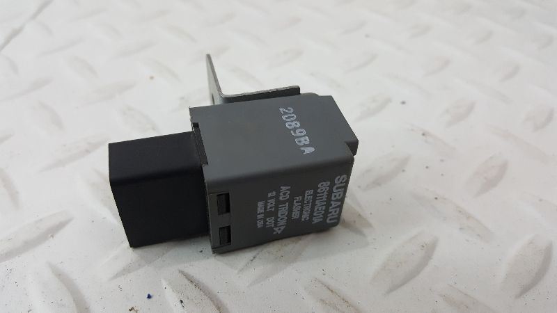 2000 Subaru Outback Electronic Flasher