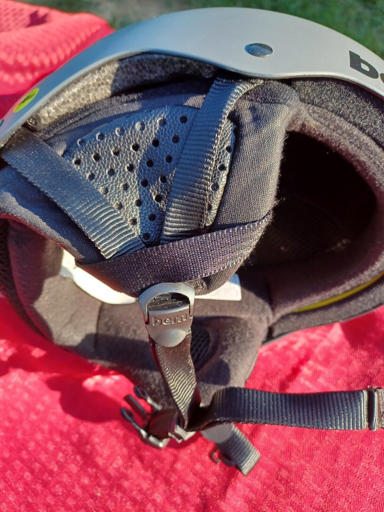 BERN Macon MIPS Multisport Unisex Helmet Size Small Matte Gray EUC