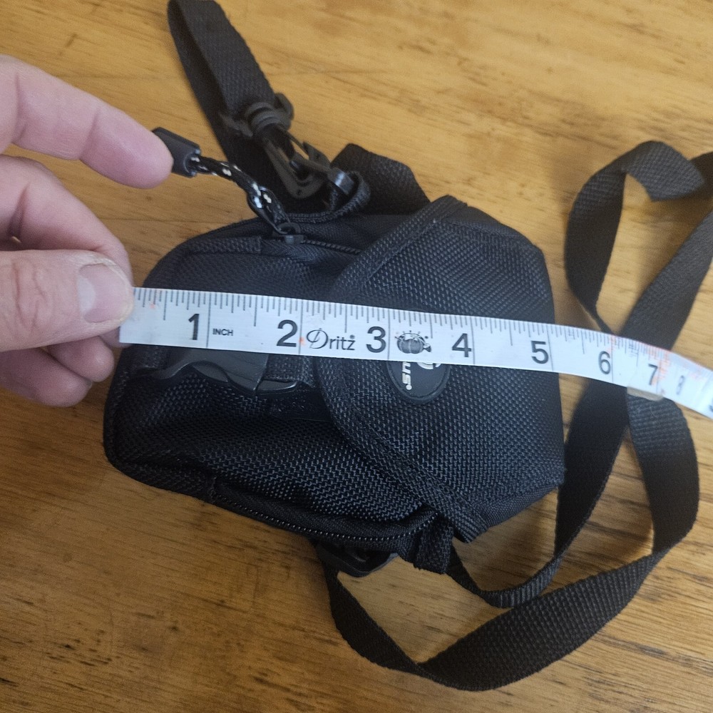 TARGUS MINI CAMERA ACCESSORIES BAG Shoulder Carry Strap Belt Loop Holder