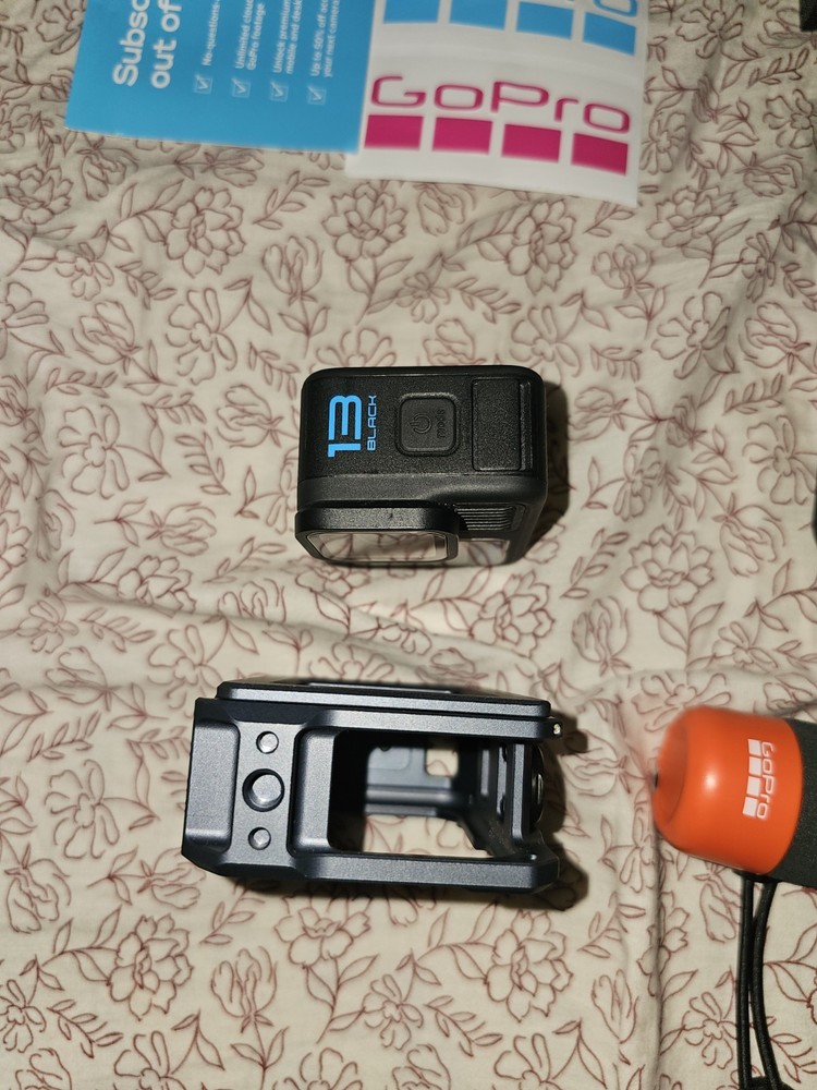 GoPro HERO13 Black Camera Accessory Bundle + Small Rig Case + Small Rig Light
