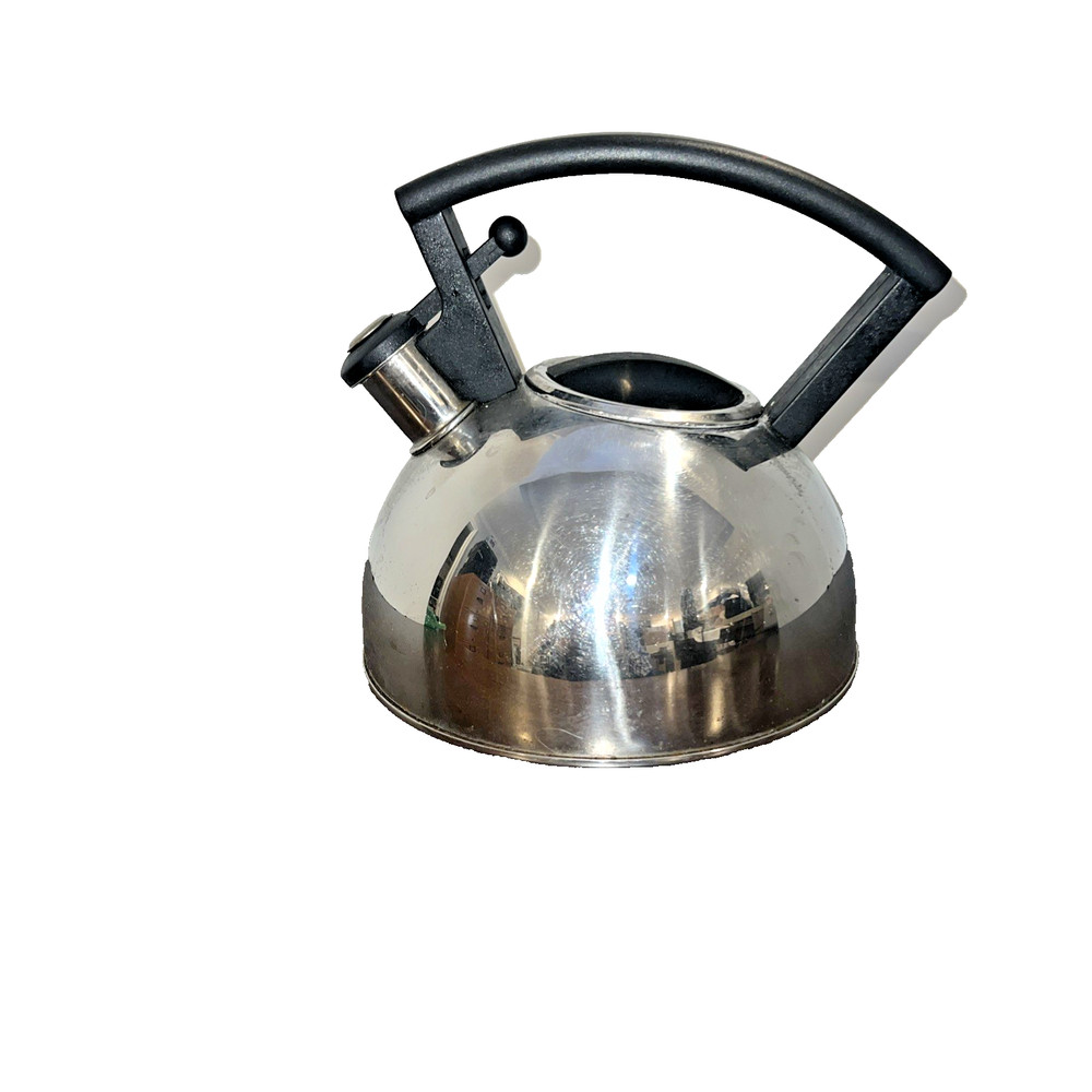 Cooco Whistling Tea Kettle in excellent condition ready to use