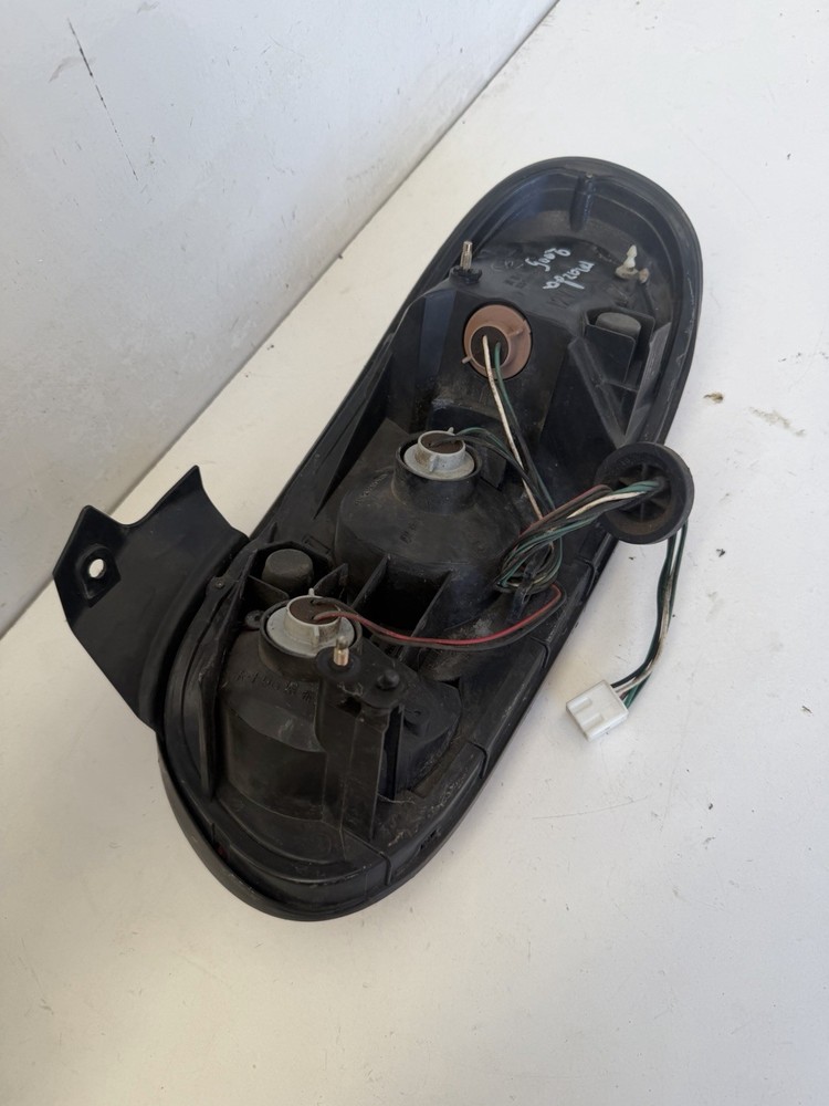 2005 MAZDA MX5 REAR PASSENGER SIDE TAIL LIGHT ✅