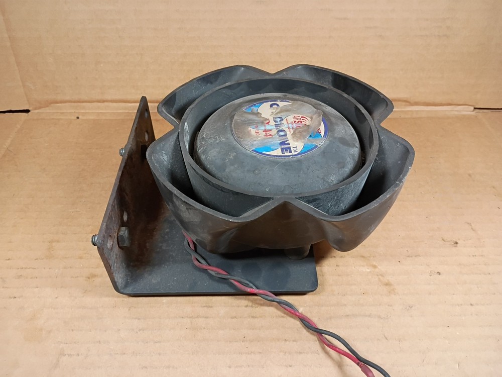 CYCLONE D-44, 100W Speaker With Bracket