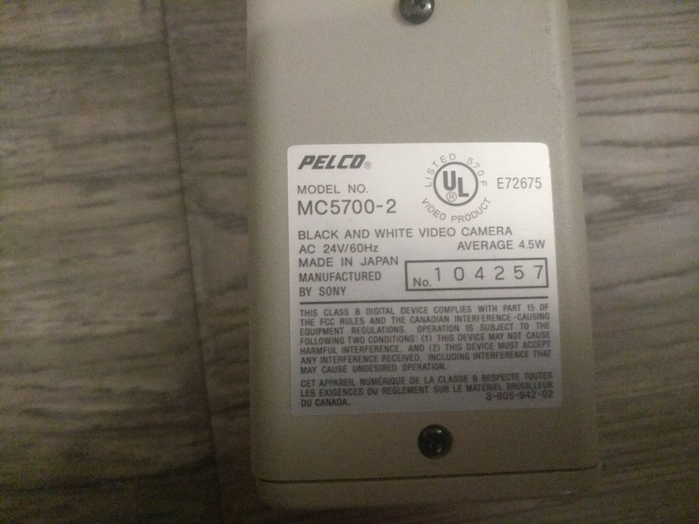 Pelco MC5700-2 B&W Security Camera Analog 24VAC 3-8mm