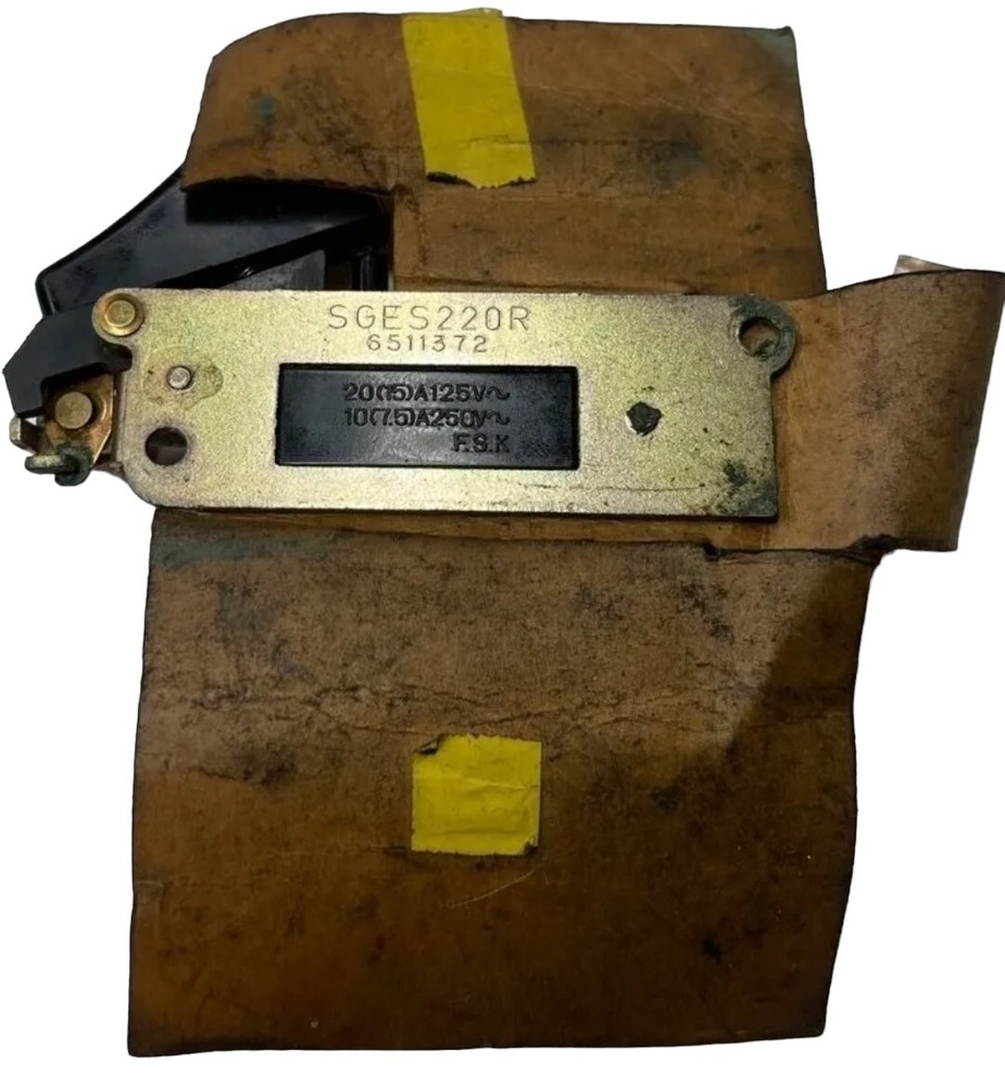 651137-2 Switch SGES220R **SALE**