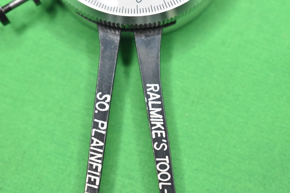 Mitutoyo 209-111 Inside Dial Caliper .4”-1.4” w/Case