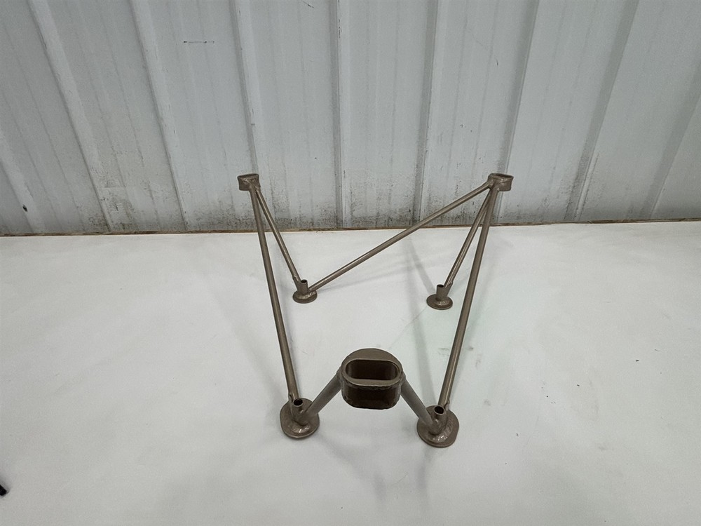 Luscombe Model 8 Engine Motor Mount 48147