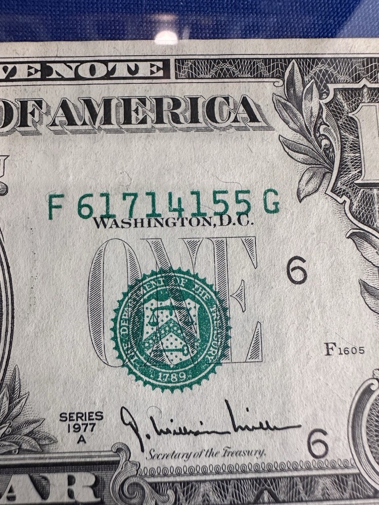 (( ERROR - MISALIGNED )) $1 1977 (CU) FEDERAL RESERVE