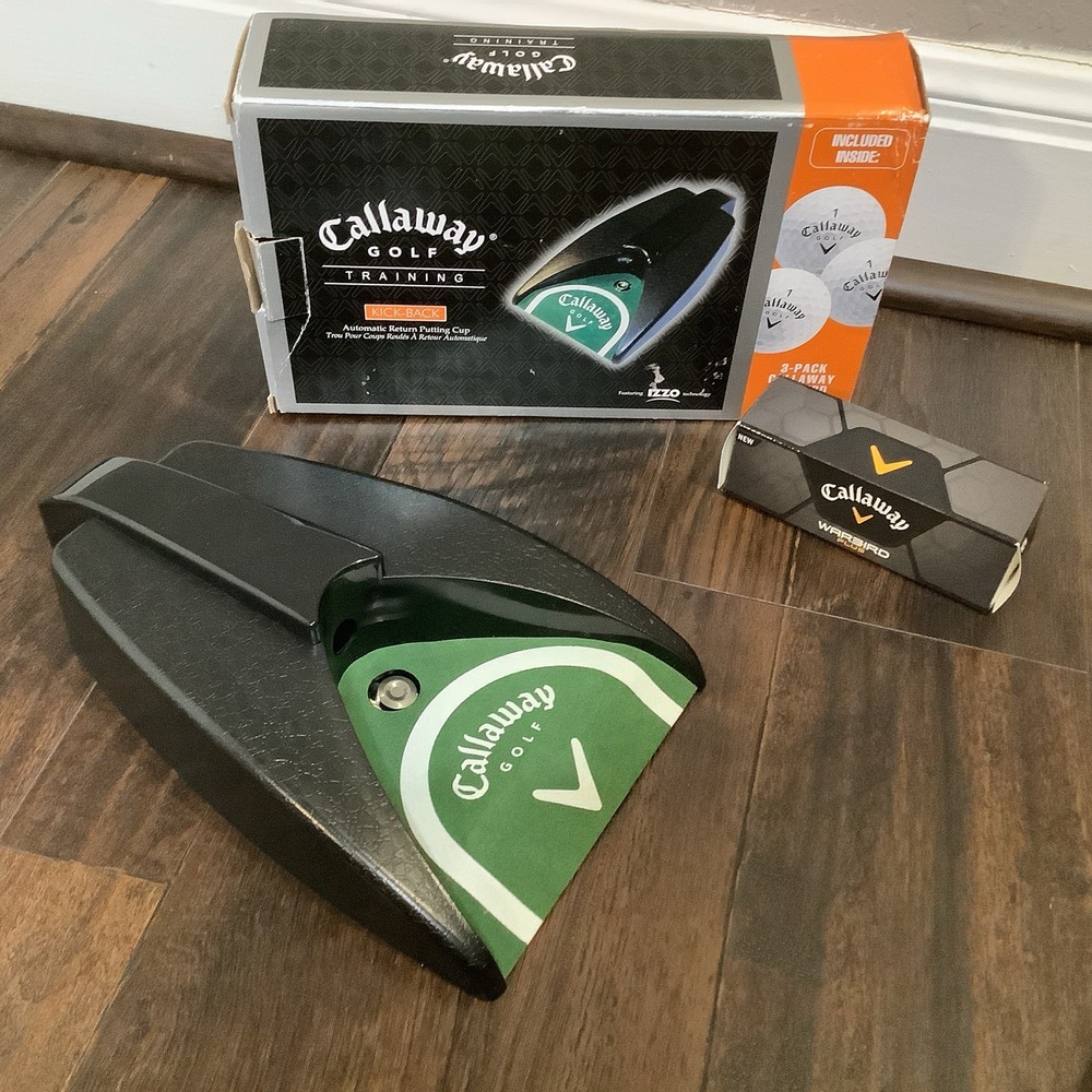 Callaway Kick-Back Automatic Ball Return Putting Golf Cup / Includes 3 New Balls