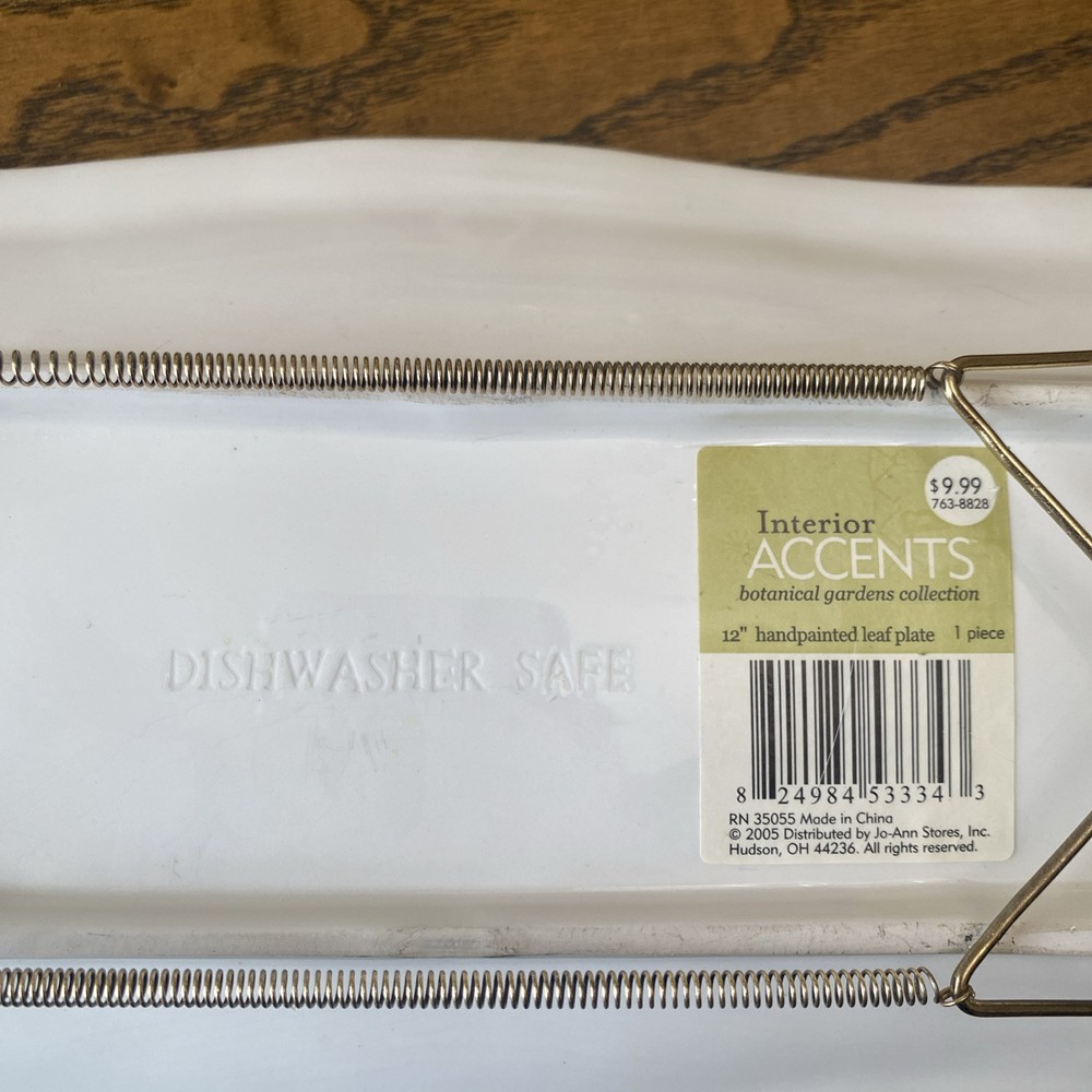 Hand painted leaf plate Rectangle Serving Dish 2005 Distributed by Jo-Ann Stores