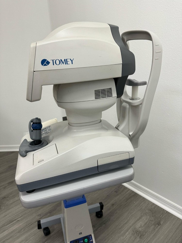 TOMEY RT-7000 Auto Refractor Keratometer Topographer