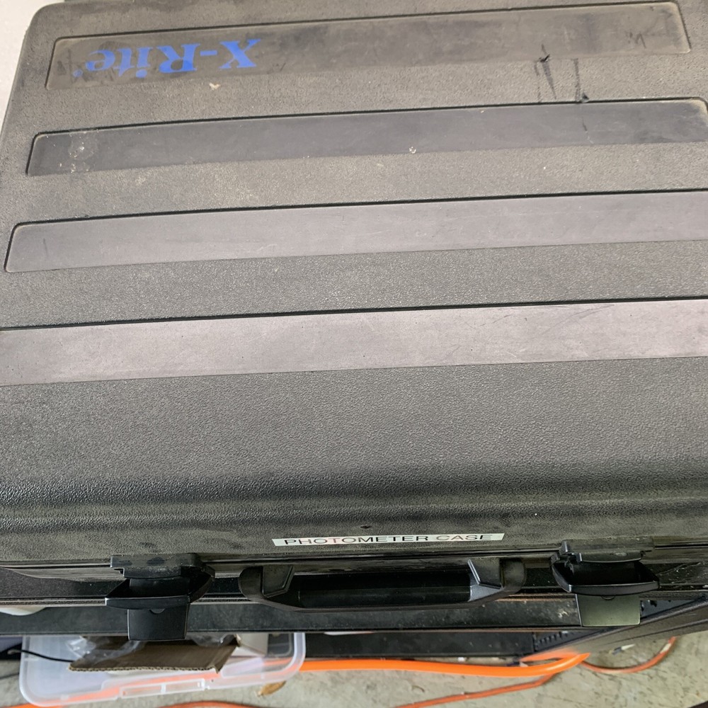 X-RITE SP68 SPECTROPHOTOMETER Reflection Standard Test Plate, Cables