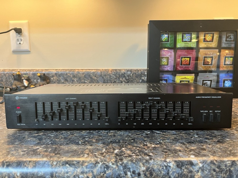 Coustic HEQ 7000A Analog Stereo RCA Equalizer Used