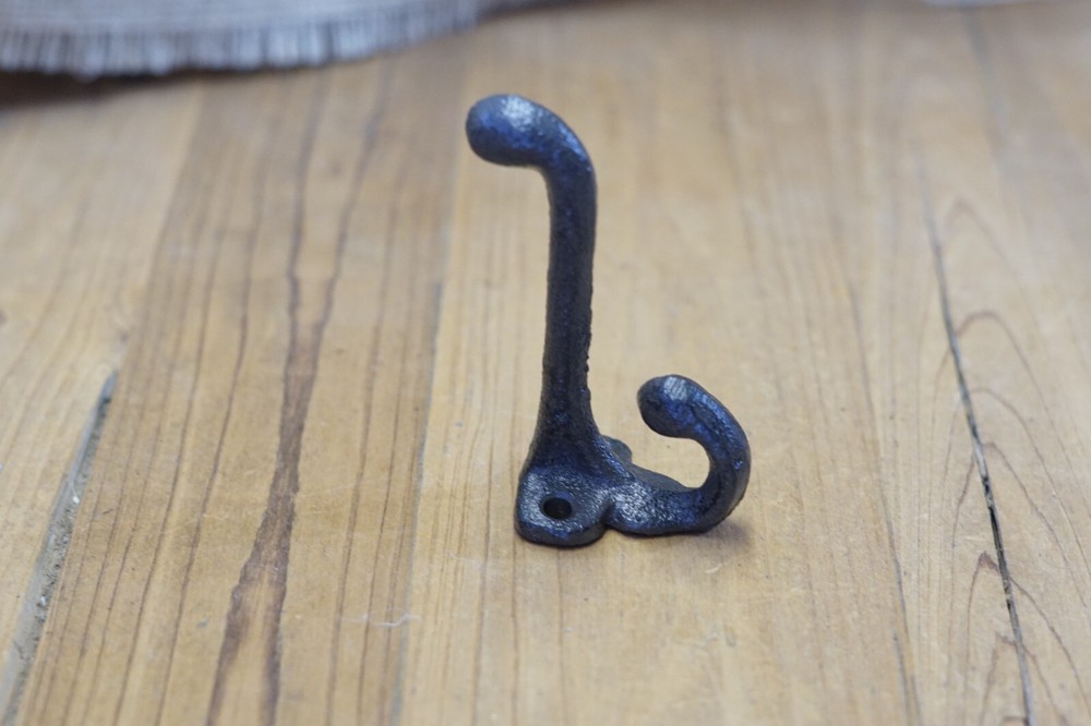 25 Cast Iron Rustic School Style Coat Hooks Hat Hook Hall Tree Restoration Wall