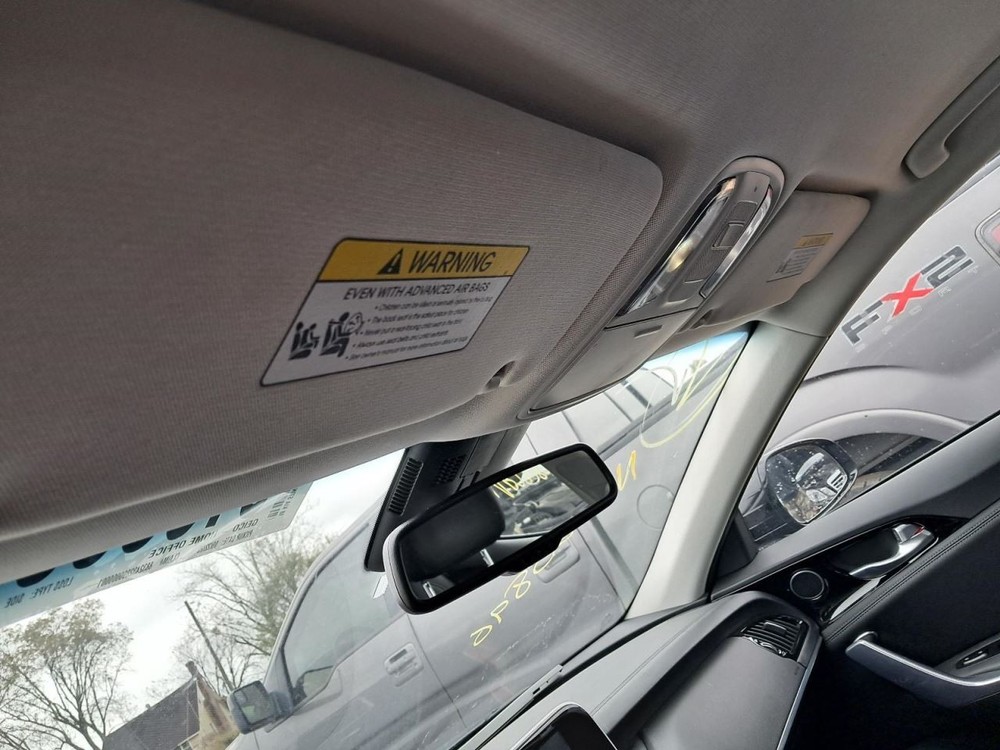 STINGER 2018 Glove Box 4845869